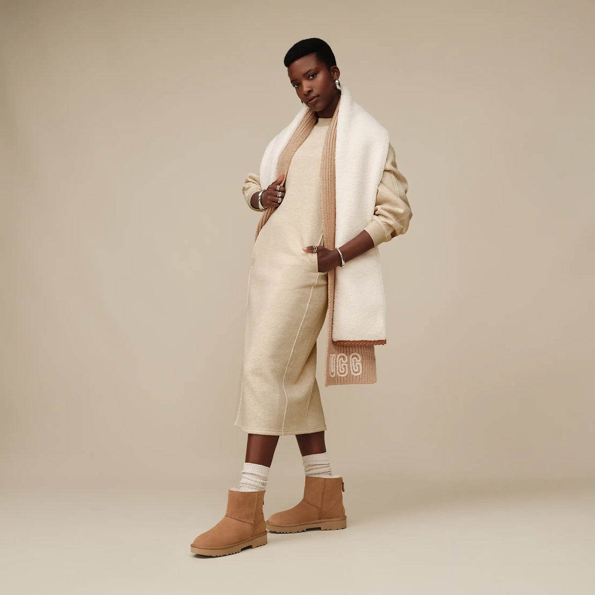 Women's UGGfluff Scalloped Scarf - NIMBUS