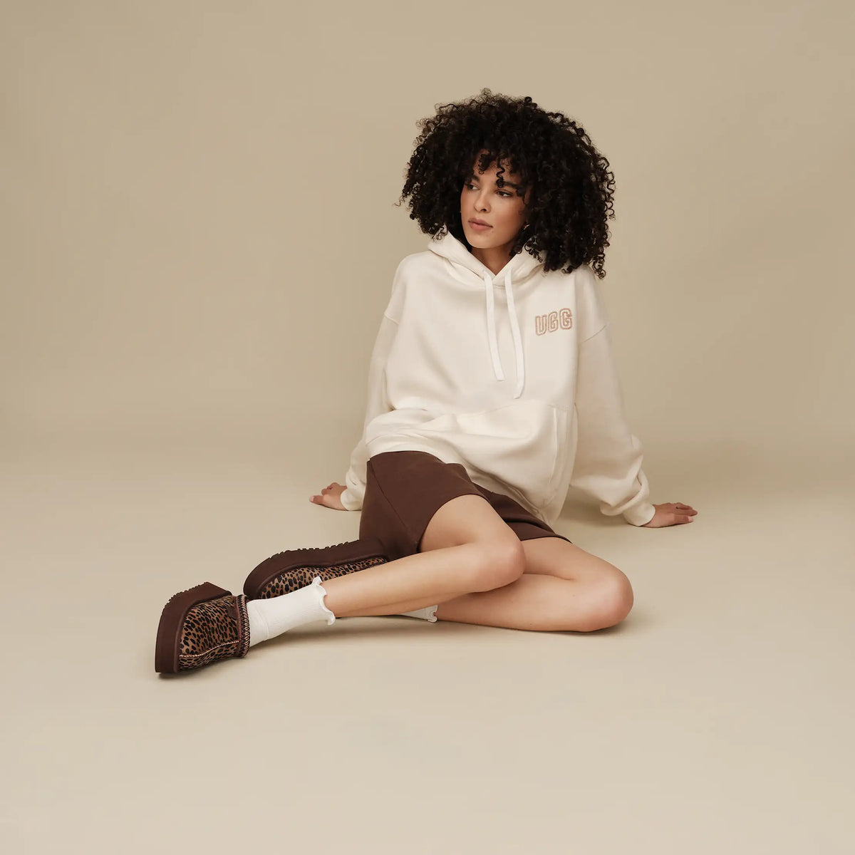 Women's UGG Logo Hoodie - NIMBUS