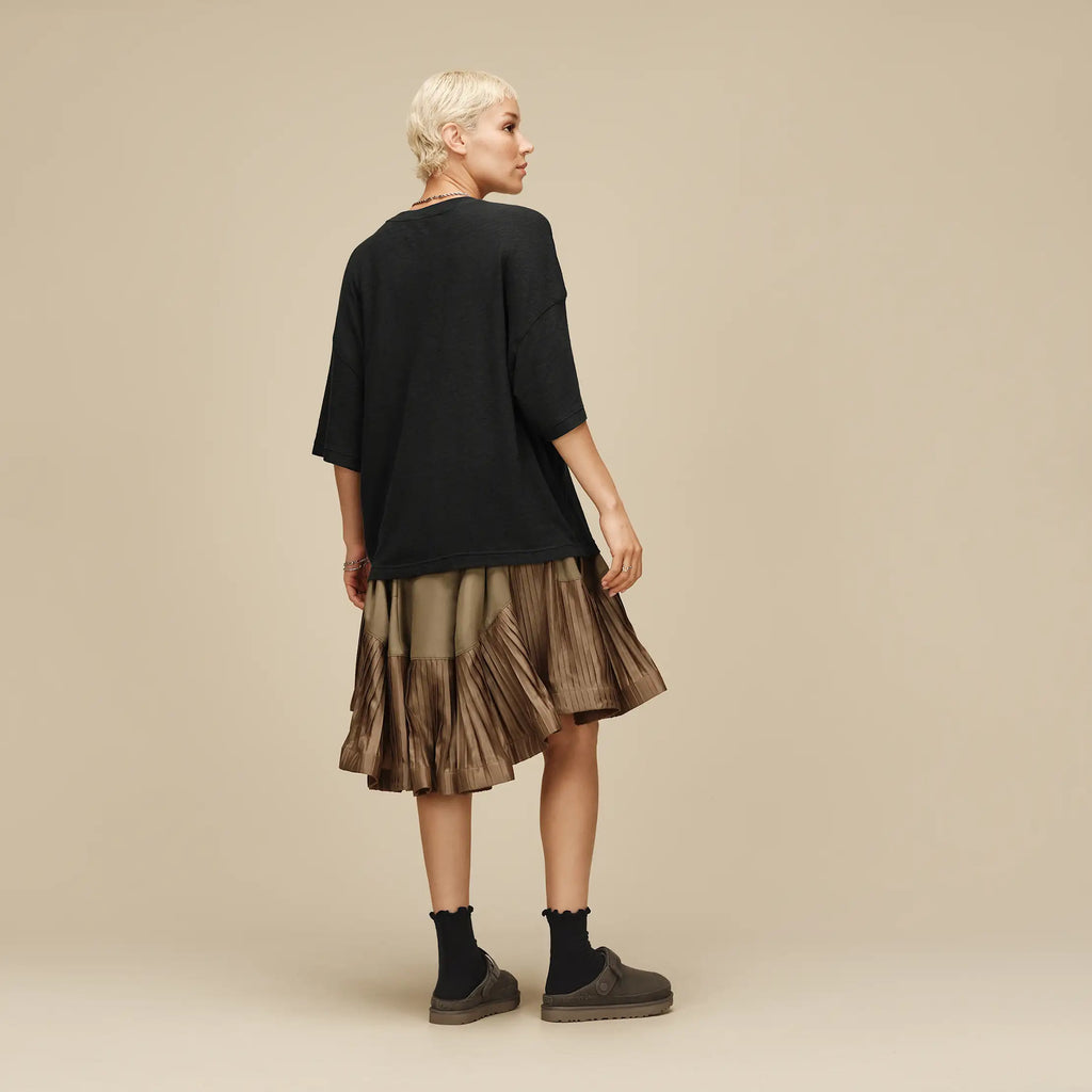 All Gender Feels Like UGG Tee - INK / CREAM