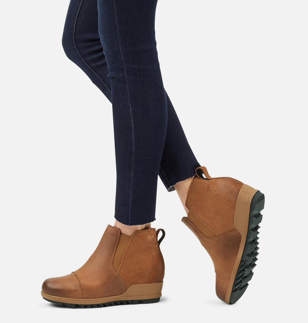 Women's Evie™ Pull-On Suede Bootie - Velvet Tan