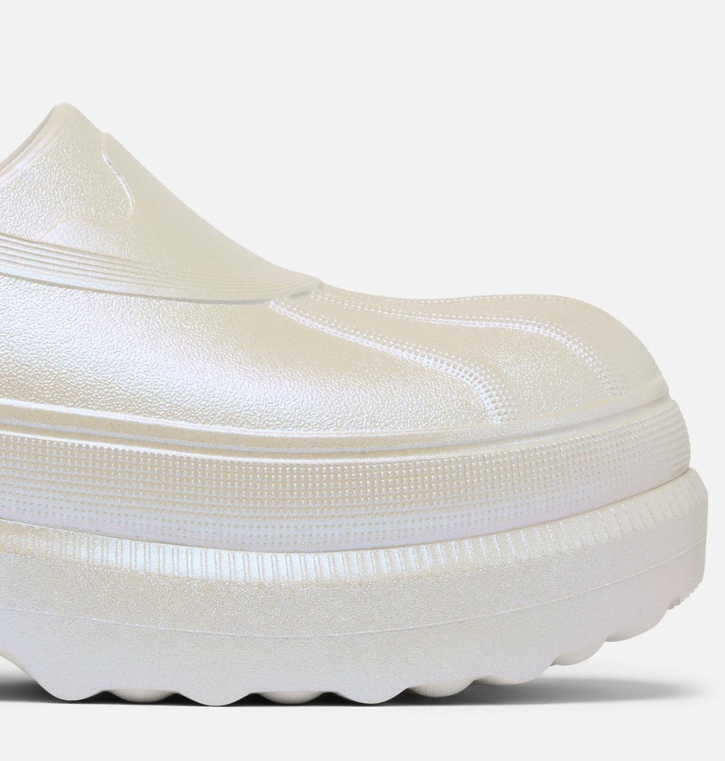 Caribou™ Clog Women's Shoe - Moonstone, Moonstone