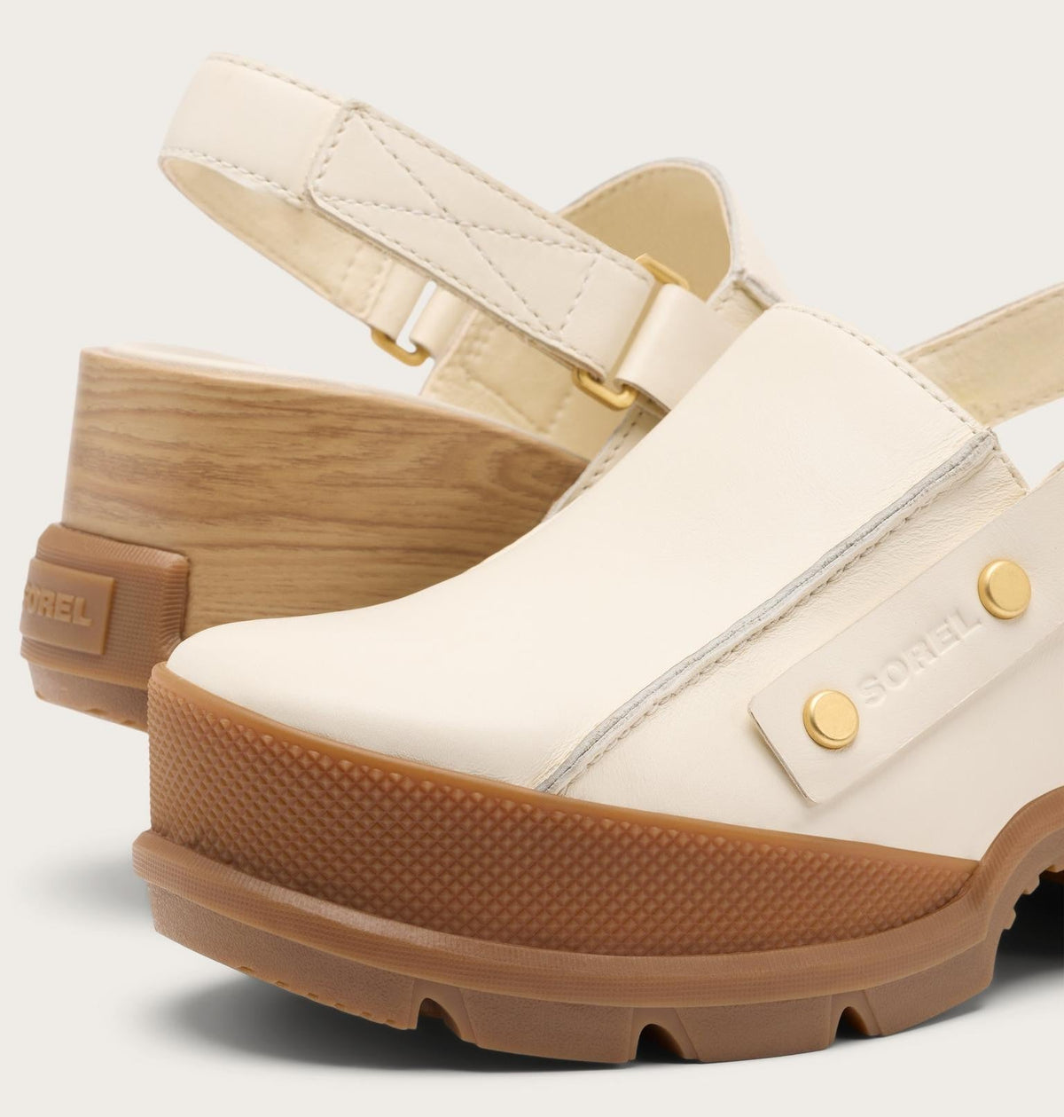 Roam’n Clog™ RBR Women's Shoe - Snow, Gum 2