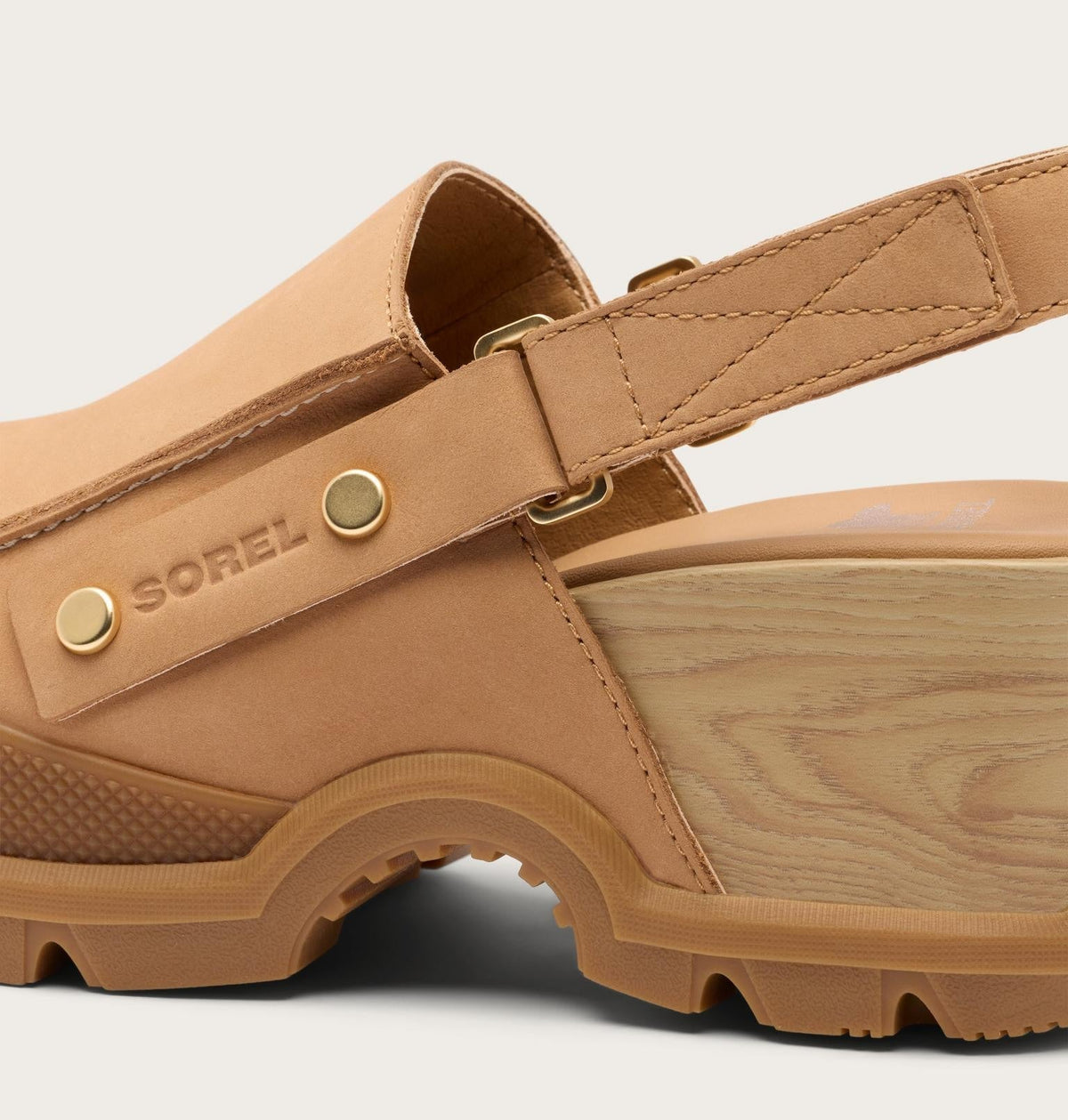 Roam’n Clog™ RBR Women's Shoe - Tawny Buff, Gum 2