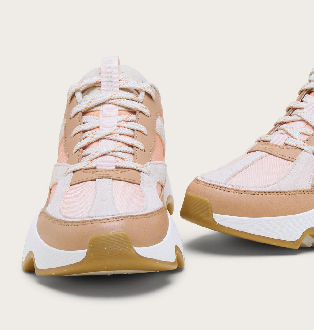 Kinetic™ Array Women's Sneaker - Honest Beige, White Peach