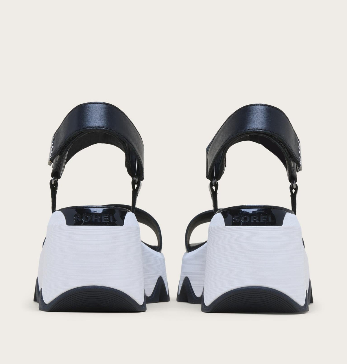 Kinetic™ Aura Y-Strap Women's Sandal - Black, Sea Salt