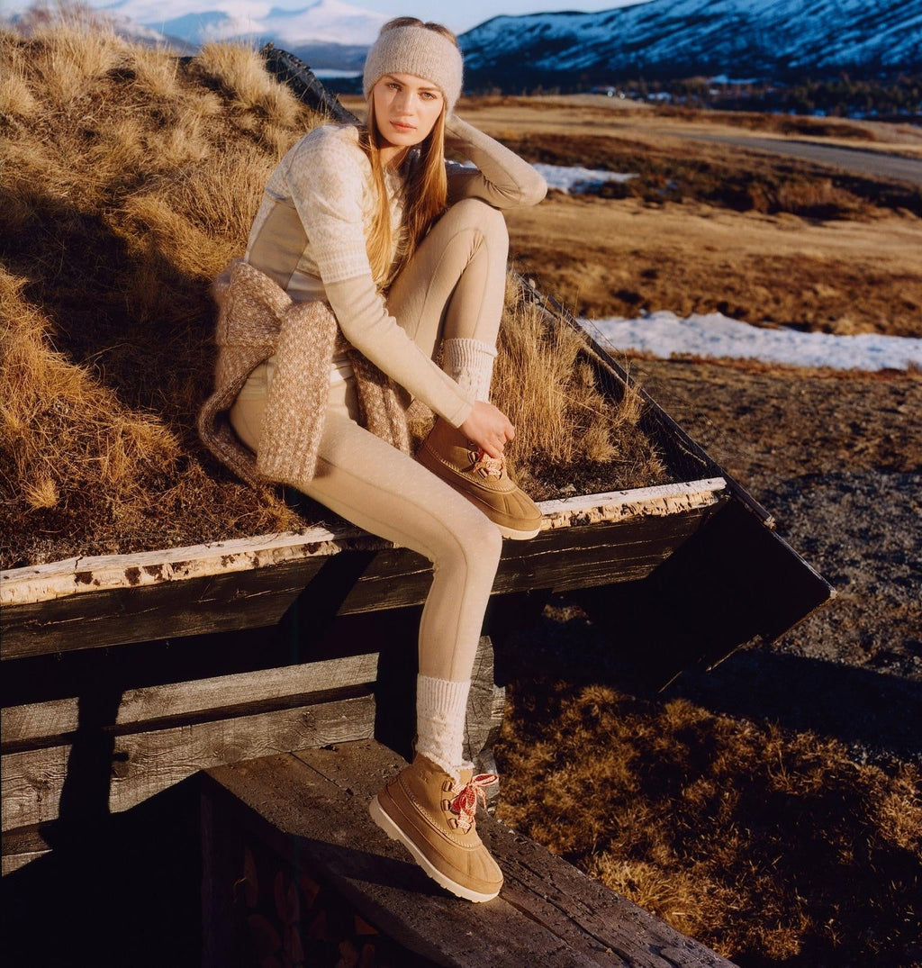 Ambler™ Fireside Chukka Women's Waterproof Boot - Caribou Buff, Caribou Beige