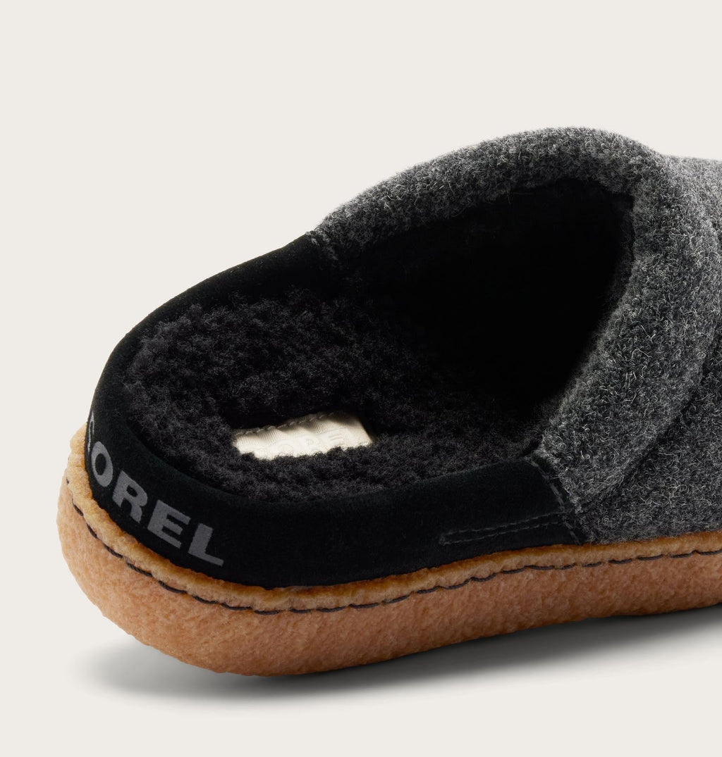 Nakiska™ III Scuff Women's Slipper - Black, Gum 2