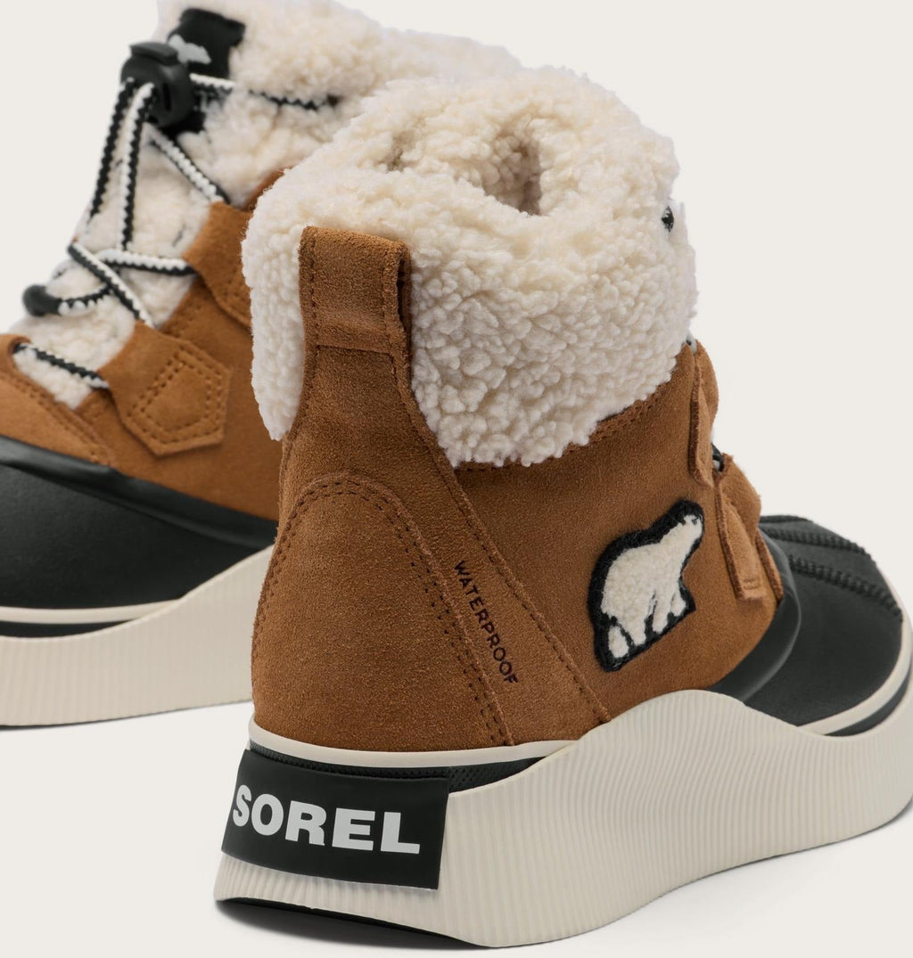 Big Kids Out N About™ IV Chillz Winter Boot - Taffy Leather, Black