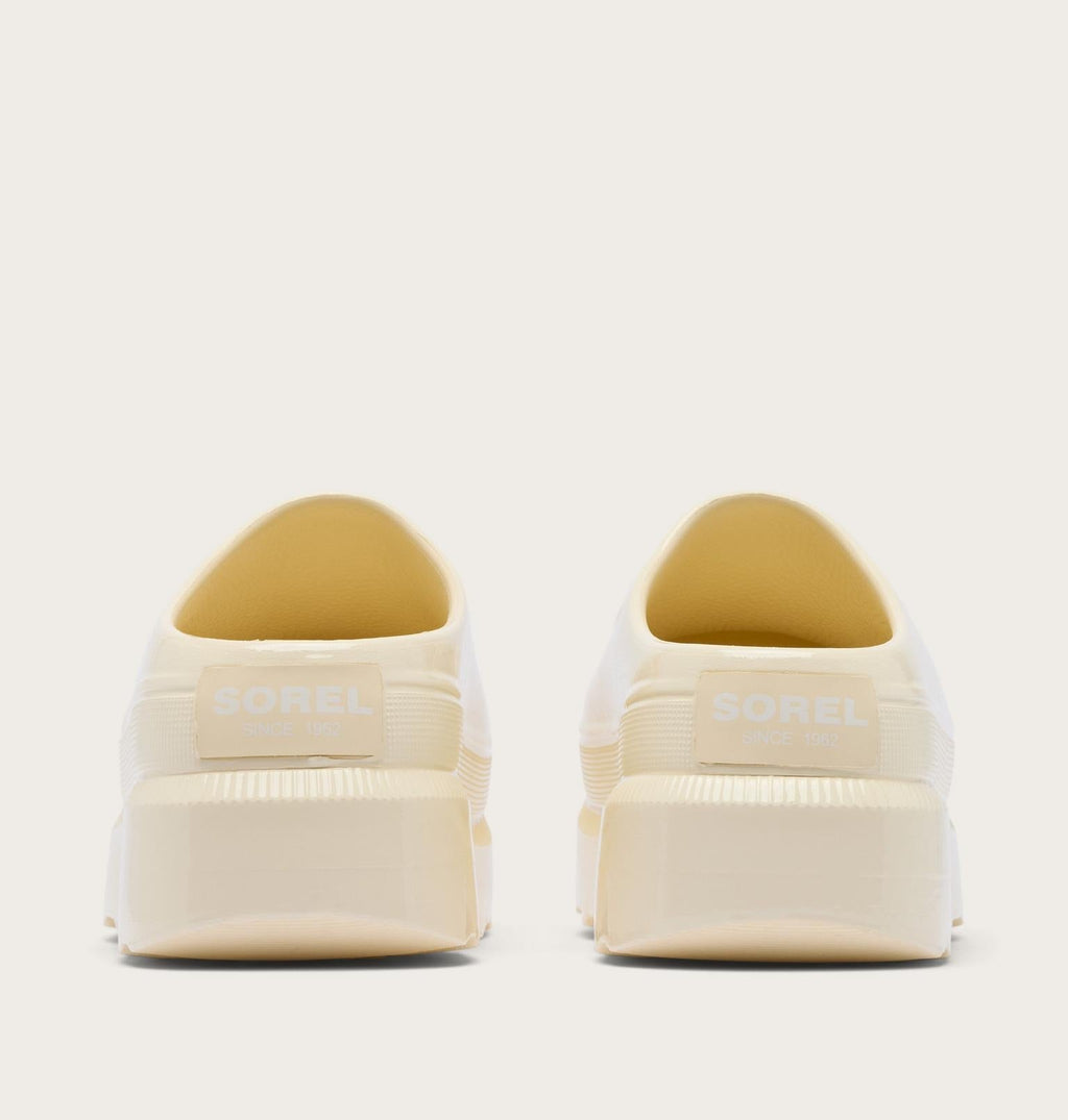 Caribou™ Clog Lux Women's Shoe - Honey White, Sea Salt