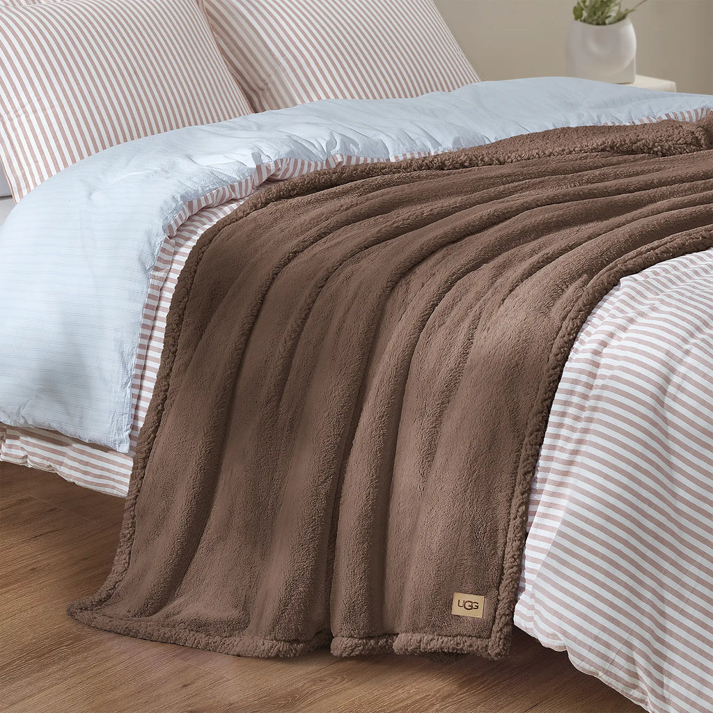 Home Cynthia Throw 50" x 70" - ALLSPICE