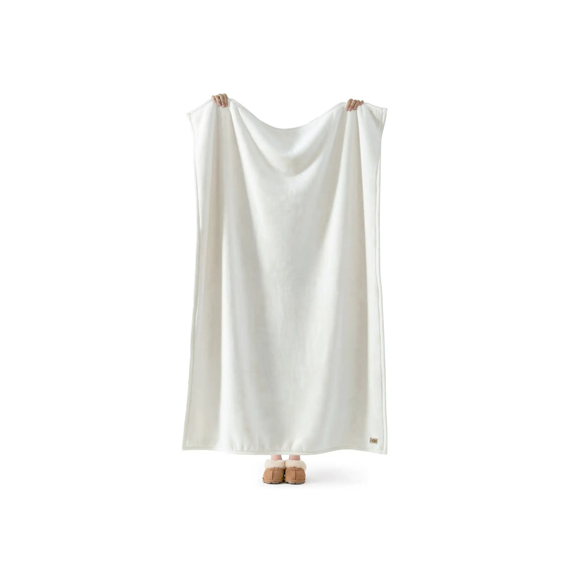 Home Coco Throw 50" x 70" - SNOW