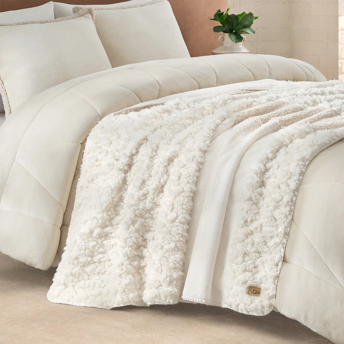 Home Harlan Throw 50"x70" - SNOW
