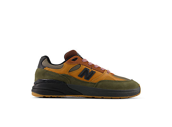 Mike Gigliotti x NB Numeric 933 Reynolds