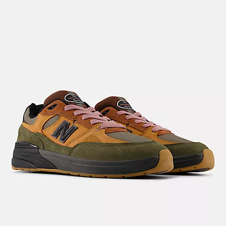 Mike Gigliotti x NB Numeric 933 Reynolds