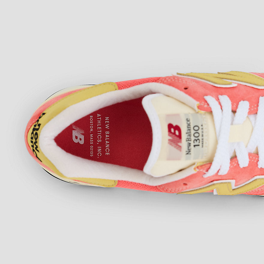 Made in USA 1300