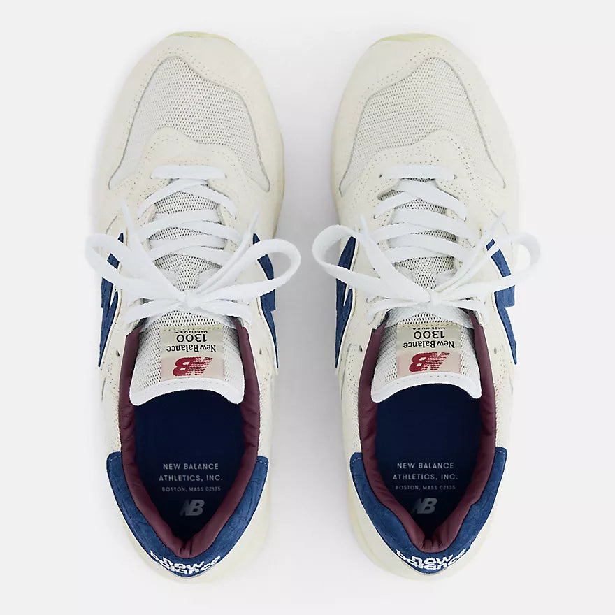 Made in USA 1300