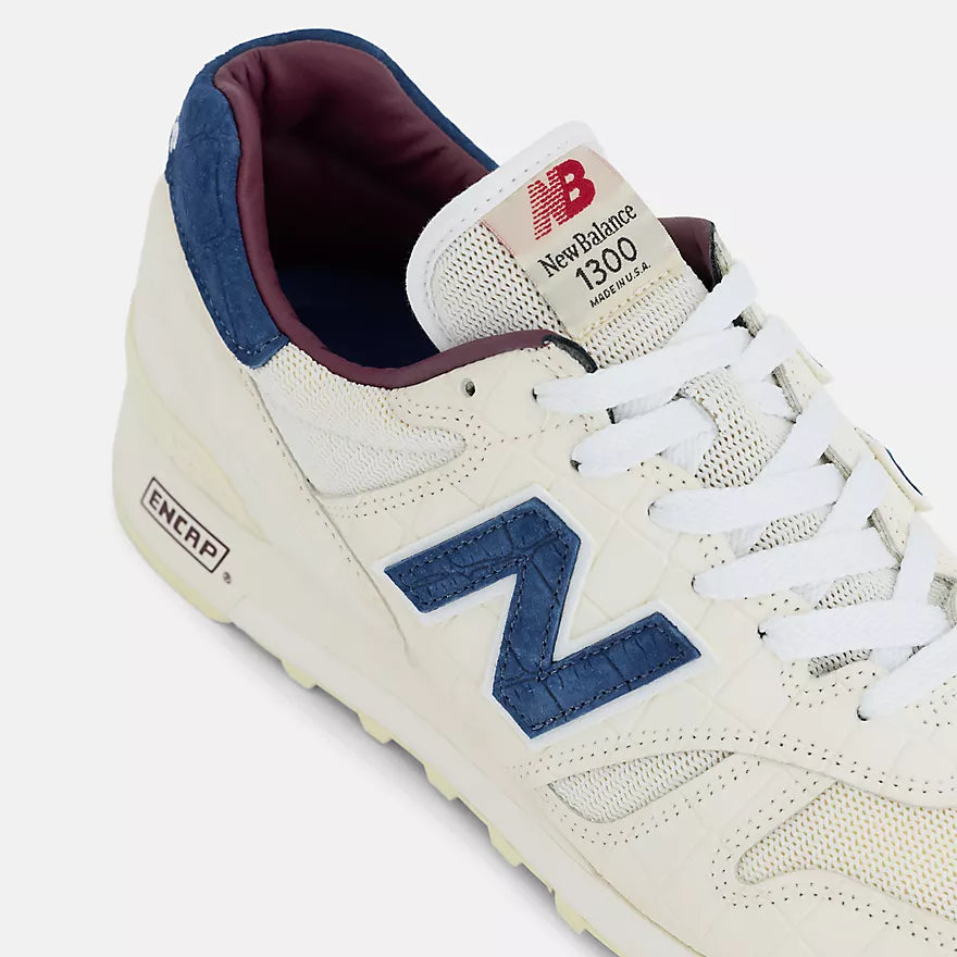 Made in USA 1300