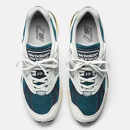 Made in UK 991v2