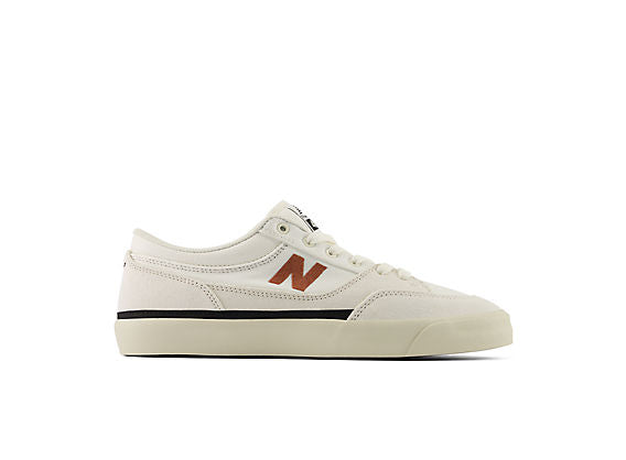 NB Numeric Franky Villani 417 Low