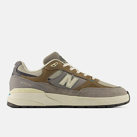 NB Numeric Andrew Reynolds 933